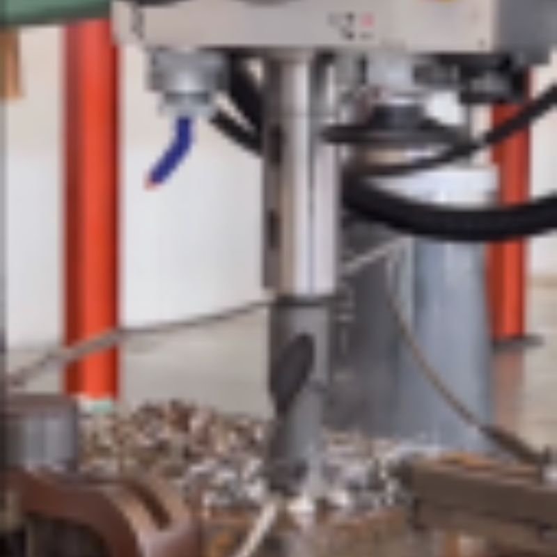 Packaging and storage of radial drilling machines after production