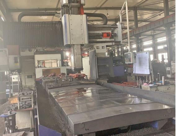 CNC gantry milling and boring machine