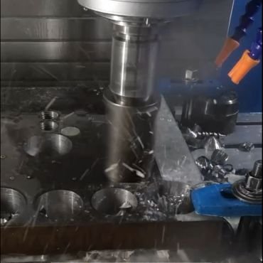 HIKE vertical machining center VD850A, test cutting material 45# steel, machining tool Φ80U drill, speed S477rmin, feed 48mmmin, drilling depth 58mm