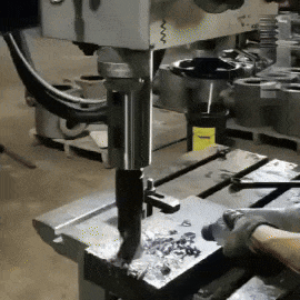 Customers Z60 installation and commissioning after the test cut drilling, equipment resistance is super strong, a perfect replacement for 3063X20 rocker arm drilling machine