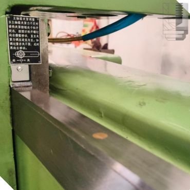 Z3063 cross arm rail inlaid steel rail process