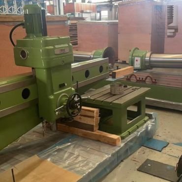 Z3080X25 rocker arm drilling machine waiting to be boxed up