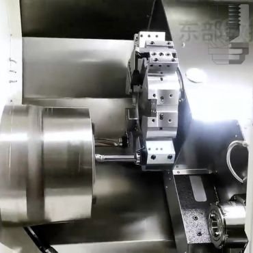 Z600 CNC mill-turn machine has the functions of traditional CNC lathe, including cylindrical turning, face turning, step turning,